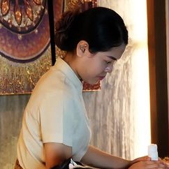 Full Body Massage in Deccan